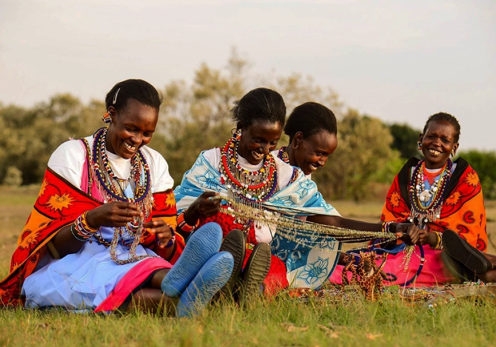 Culture masaï au Kenya .